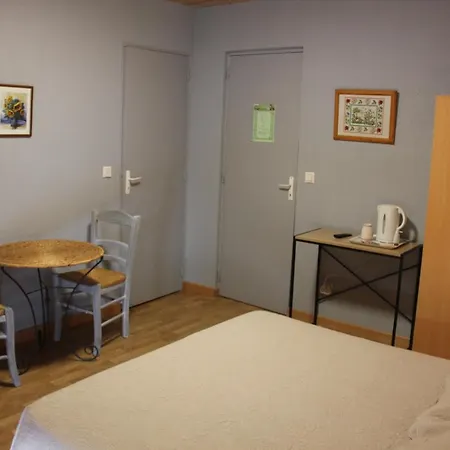 Farm stay Chevrerie De La Huberdiere *
